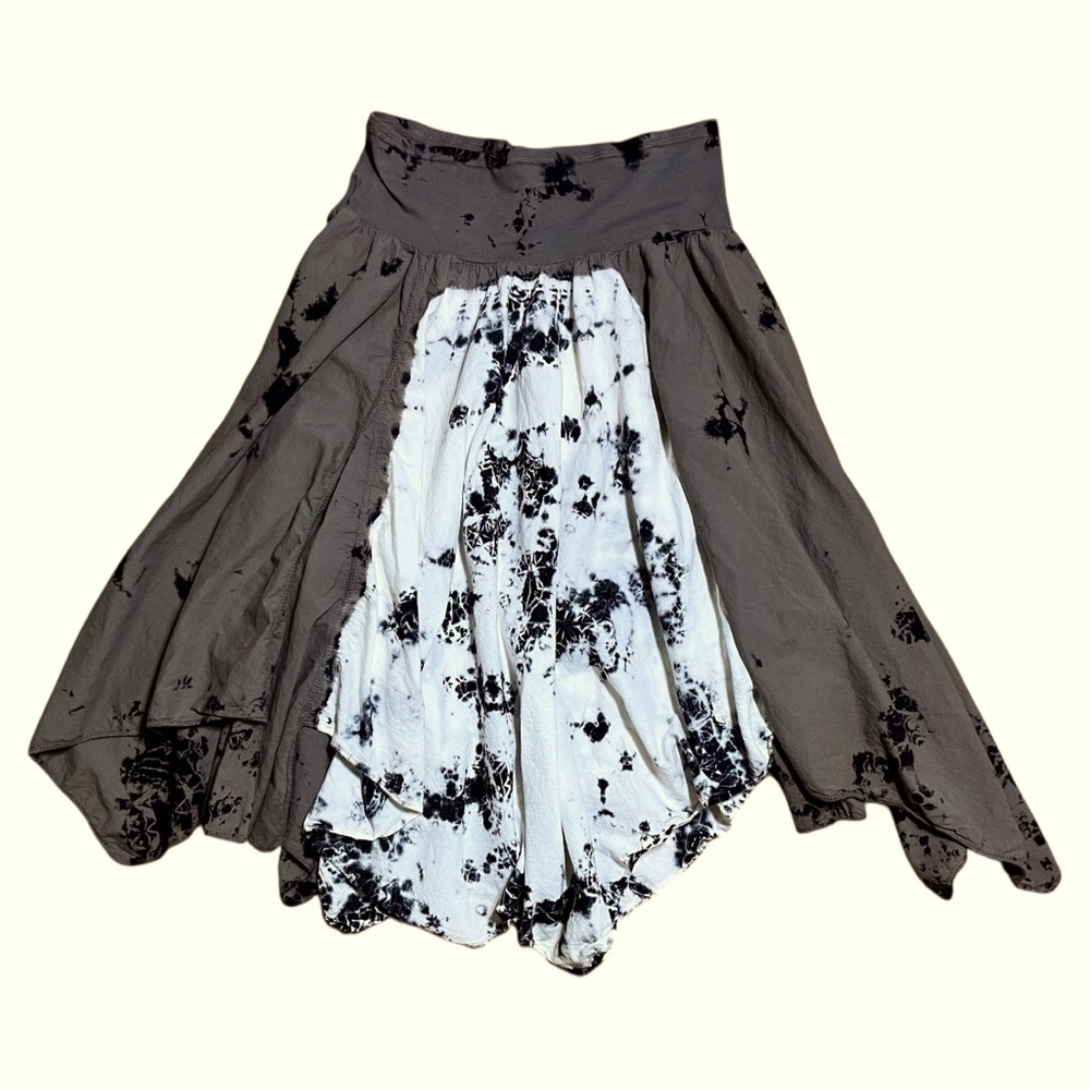 Luna Luz Yoruba Asymmetrical Handkerchief Skirt In Taupe/White/Black Sz L